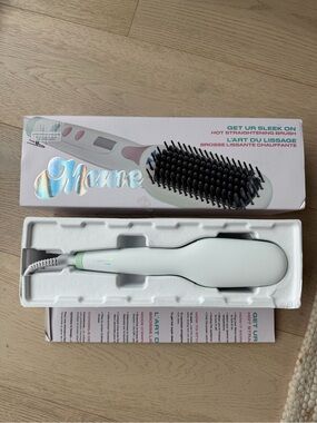 Mane Get Ur Sleek On Hot Straightening Brush